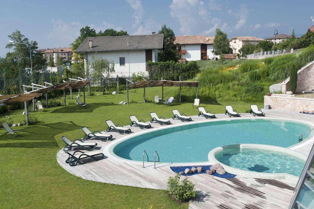 La Quiete Resort Romeno Esterno foto